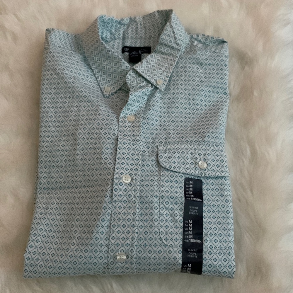 Men’s Gap long sleeve cotton shirt